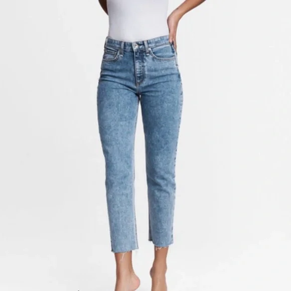 rag & bone nina high-rise ankle cigarette jeans 24 1.5% elastane 28 inch inseam Made in the USA Nina High Rise Ankle Cigarette